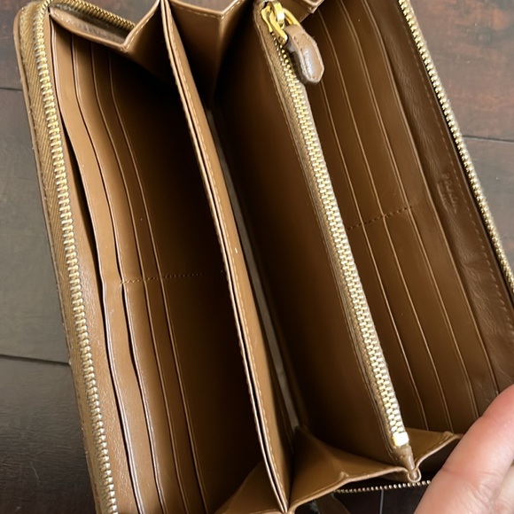 Prada Quilted Leather Zip Wallet - Picture 9 of 15